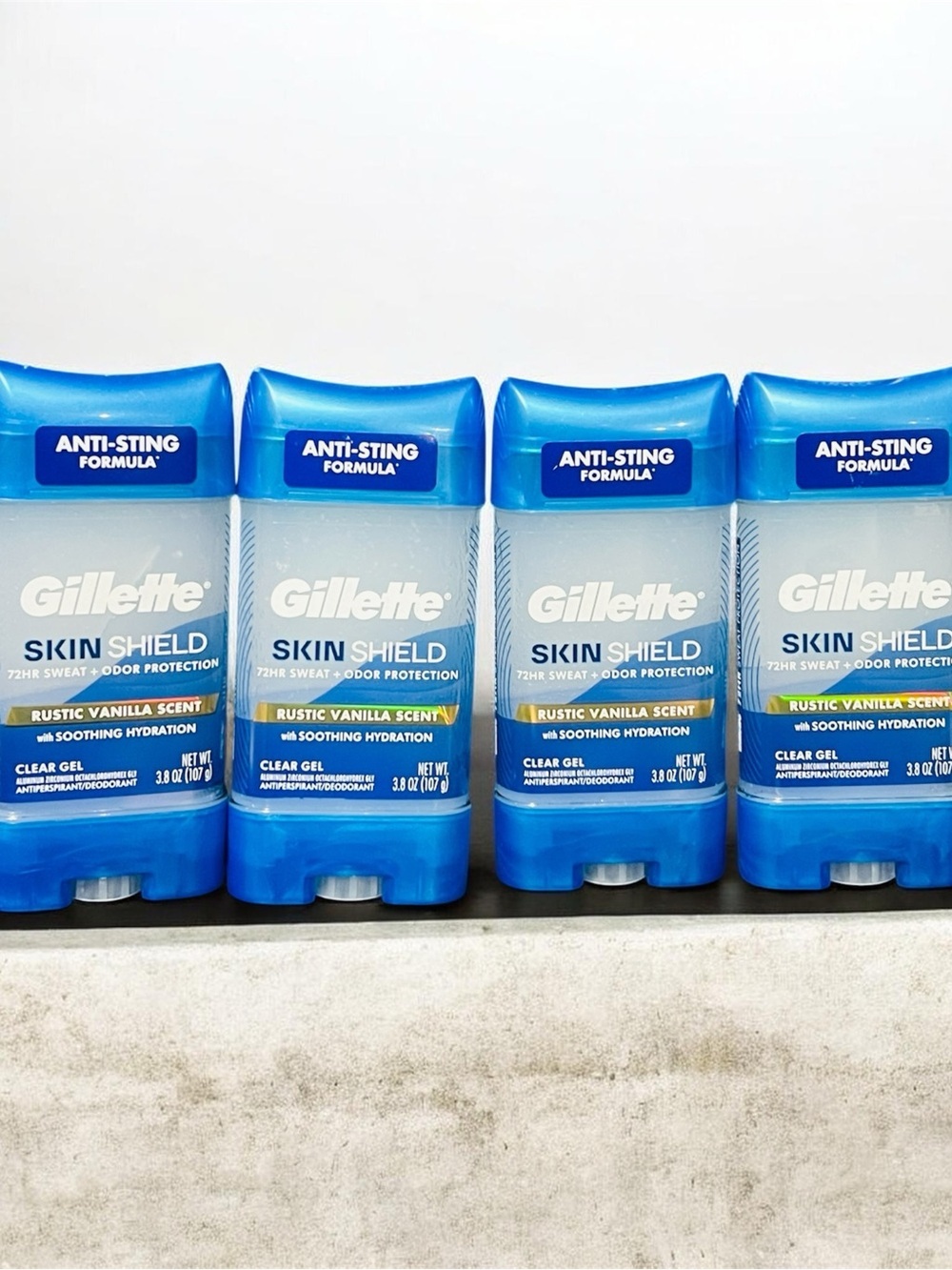 4 x Gillette Skin Shield Anti-Sting Clear Gel Deodorant — Blue (Rustic Vanilla)